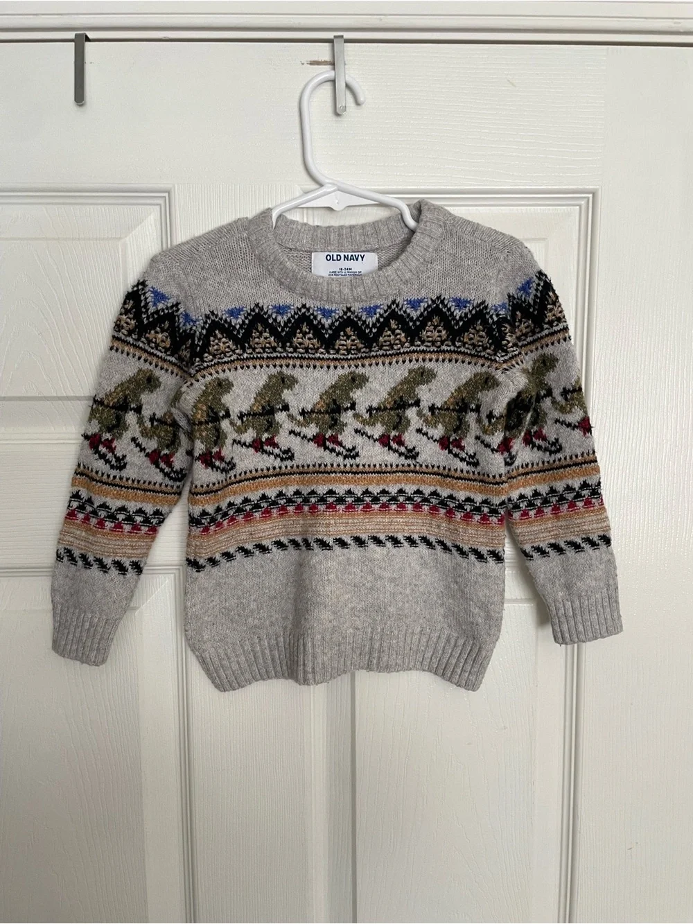 Old Navy 18-24 months Gray Patterned Fair Isle Crewneck Sweater Dino Skiing
